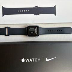 Apple Watch Nike Series 5 (40mm, Silver Aluminium) Boxed (Model A2092)