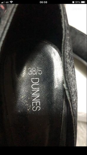 Ladies stunning shoes size 5