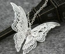 Beautiful Butterfly Necklace - nice gift