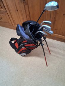 Golf Clubs. Spalding Golf Set For Junior Golfer. Collect In Dublin Or Receive Via Post.