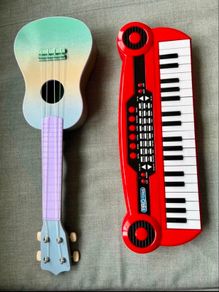 Electronic piano keyboard 37 keys red + toddler guitar