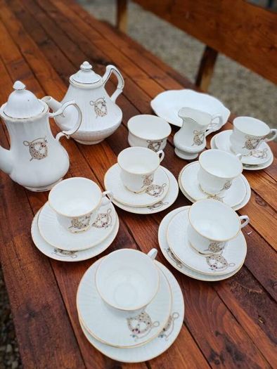 Vintage Tara Brooch Teaset