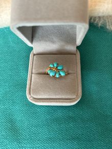 9 Carat Gold 7 Stone Turquoise Ring (Size P)