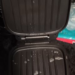 Small sized George foreman grill