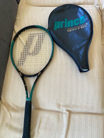 tennis rocket Prince graphite sentry 107