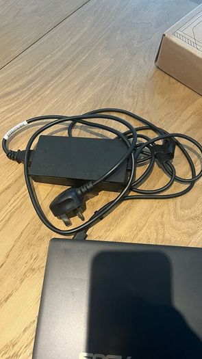 Gaming Laptop - ASUS V16  16" Intel Core 5 512 GB