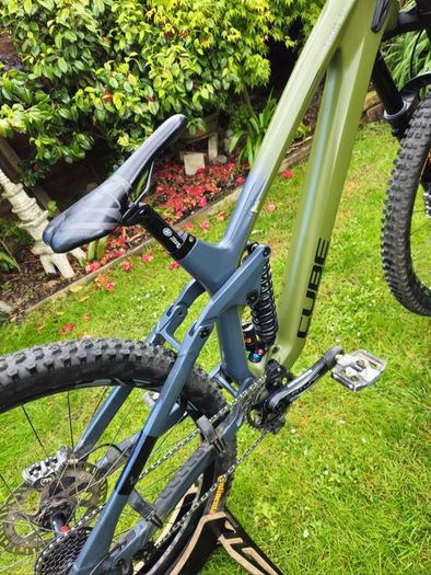 Downhill mountain bike Cube two 15 pro 2022