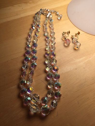Crystal necklace and earring set