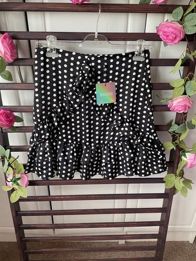 skirt Bnwt misguided black polka dot skirt size 12