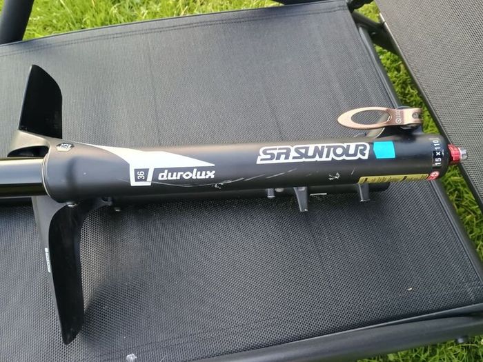 Suntour Durolux 36 EQ RC2 180mm fork