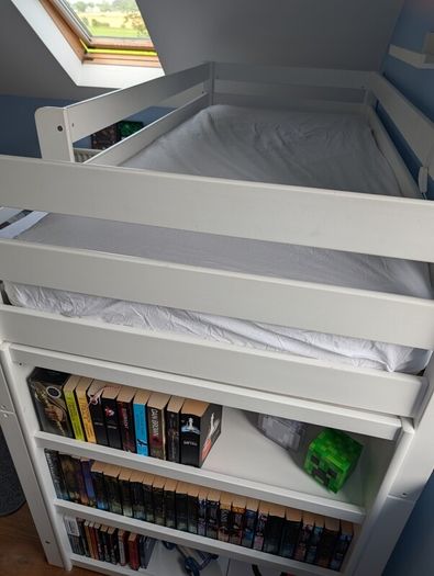 Bunk bed L-shaped