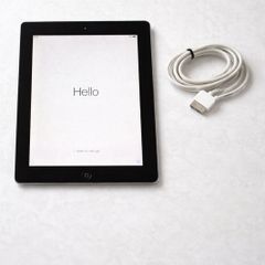 iPad 2 plus charger wire