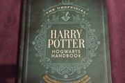 Harry Potter Hogwarts Handbook - Hardback
