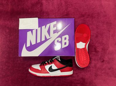 Nike Dunk SB 'Chicago' UK 9/10