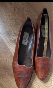 Bally Leather Upper and Soles Flat Tan Court  Shoes - Size 40.5