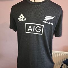 New Zealand All Blacks Rugby Performance T-shirt - Medium size
