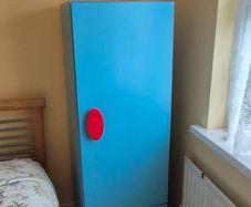 kids wardrobe