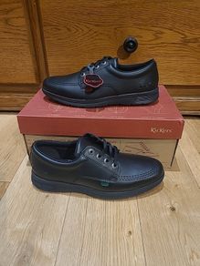 New KicKers size 4uk