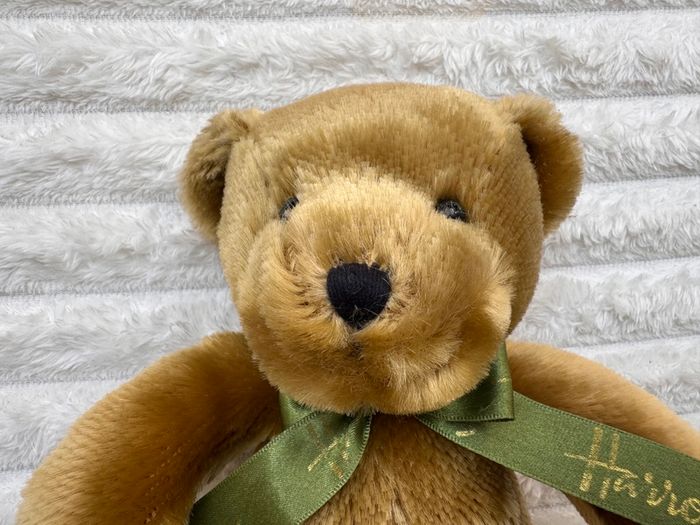 Harrods Knightsbridge Bear Green Bow Plush approx. 27 cm. Used Please see photos