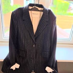 Gant striped Navy blazer never worn