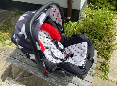 Infant car seat Cosatto