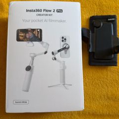 Insta360 Flow 2 Pro ( smartphone gimbal )  + backpack mount
