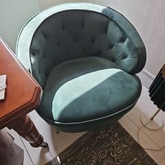 lovely green tub chair