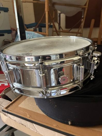 Rogers Super Ten 5x14 snare and case