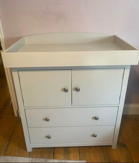 baby changing unit and press n drawers