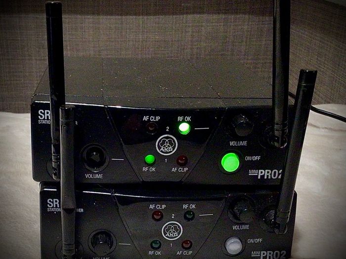 AKG WMS 40 Mini Pro2 dual wireless microphone system