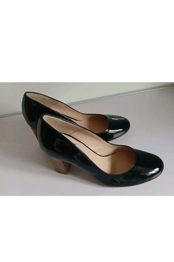 Xaira Black Patent Leather Court Shoes EU34 UK1 Block Heel Made in Spain BNIB  CAN POST