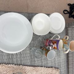 Free crockery