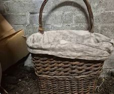 Wicker basket on wheels