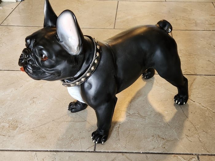 Caseys - Kare Design Black bulldog statue GANGSTER DOG