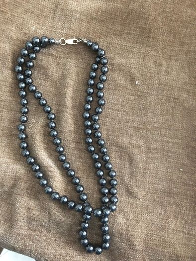 pearl necklace