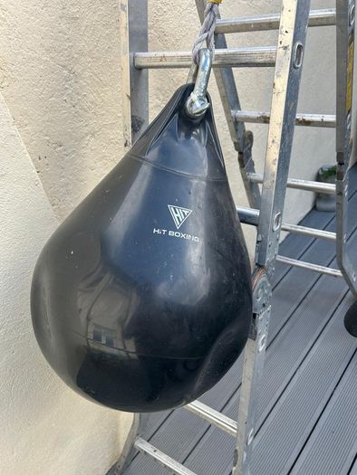 1 Boxing Hit Pro boxing bag and 1 Aqua headshot  bag for sale  sale hardly used