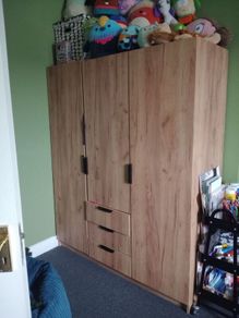 wardrobe