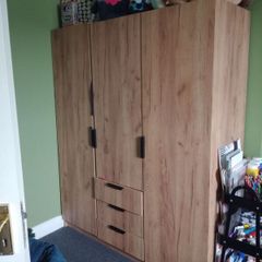 wardrobe