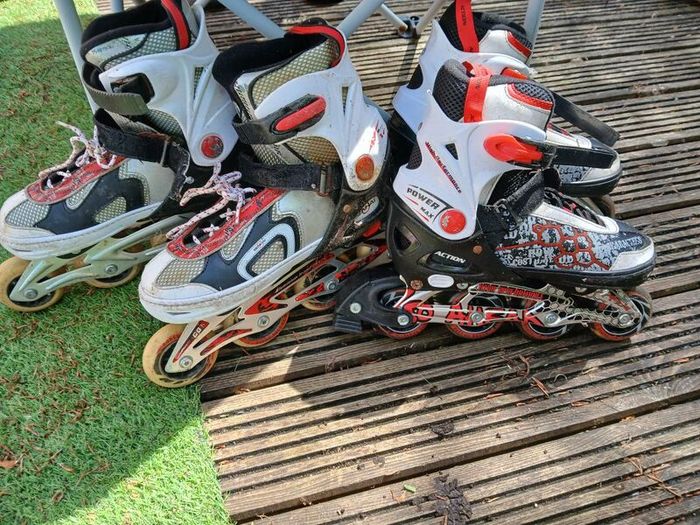 Roller blades