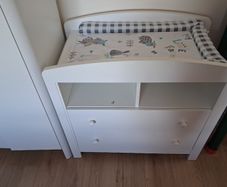 Nursey table and drawers
