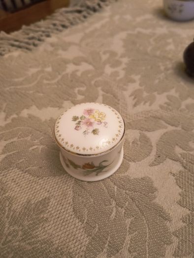 Trinket boxes