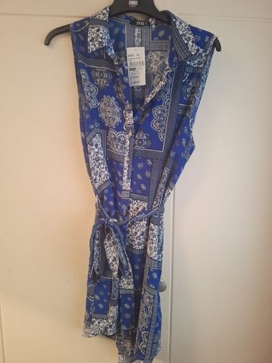 Blue and white tile print tunic