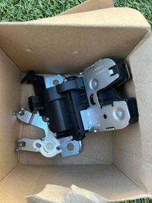 Rear Tailgate Lock Volkswagen Passat 2015 Onwards 3G0827503C New Genuine Part