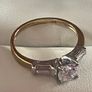 9ct Yellow Gold Ring. Image 2