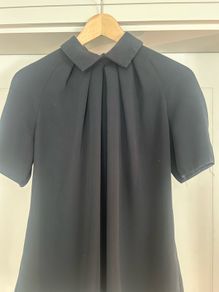 Closet navy short sleeved top