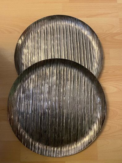 trays