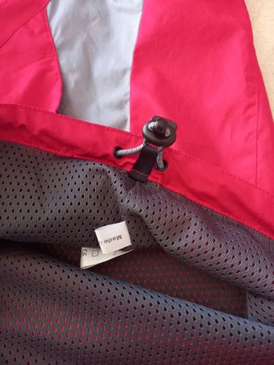 Men's Lightweight Sprayway Trail Windproof 712 Jacket Red Grey Medium like North Face Mountain Warehouse Regatta