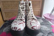 ART  boots