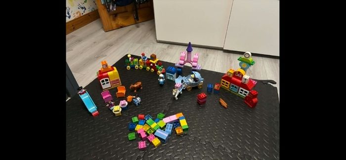 Mix of lego duplo