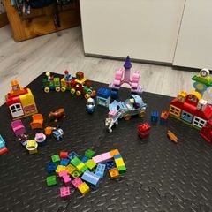 Mix of lego duplo